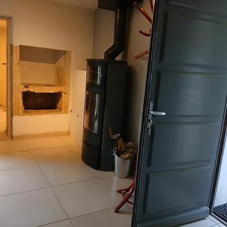 Maison Au Pied Du Chateau *